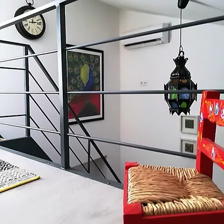 카지냐스 다 아주다 Nº 27 리스본